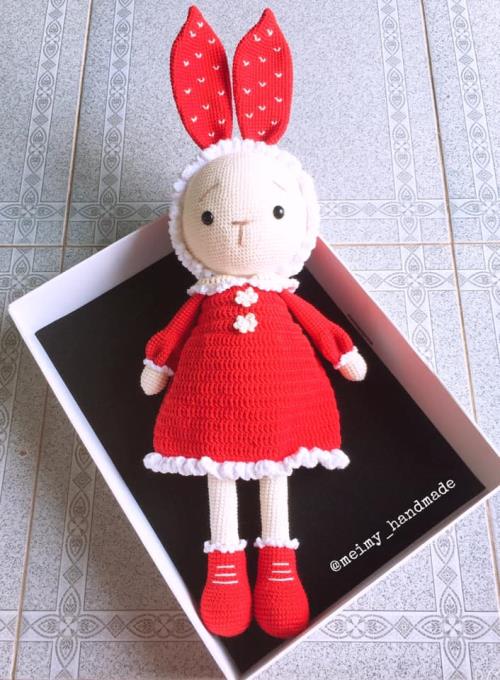 Thỏ Mimi tăng size 50cm là món quà đáng yêu bạn có thể dành tặng bé yêu vào các dịp đặc biệt. Vẻ dễ thương của bé thỏ sẽ làm các bé thích mê cho mà xem!